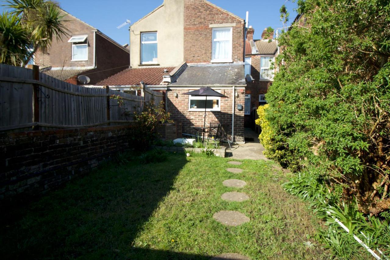 Thirty Barons Villa Southsea Kültér fotó